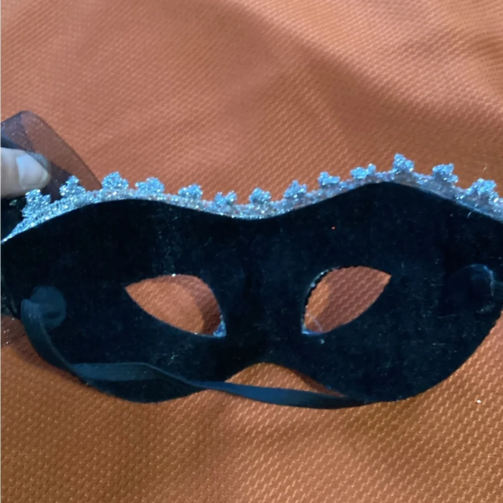Mardi Gras Masquerade Masks lot of 8